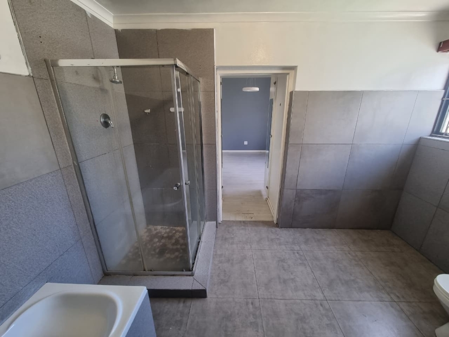 4 Bedroom Property for Sale in Claremont Western Cape